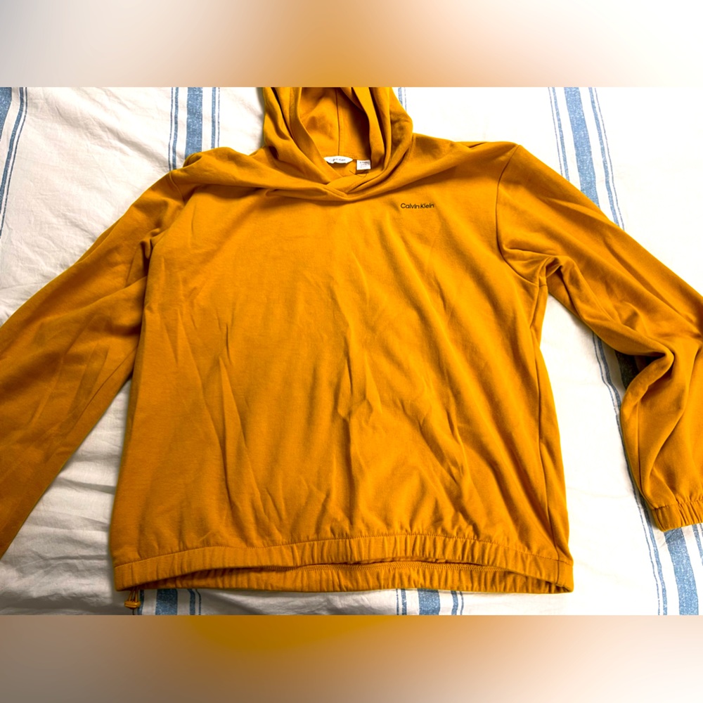 New Calvin Klein hooded sweatshirt